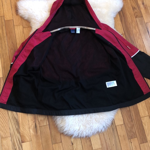REEBOK full zip track jacket in red, black and white. Size Medium. - Picture 7 of 13
